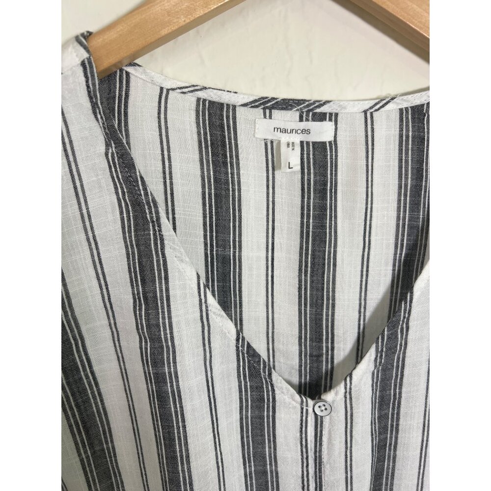 Maurices striped lightweight top size L Large - Picture 3 of 4